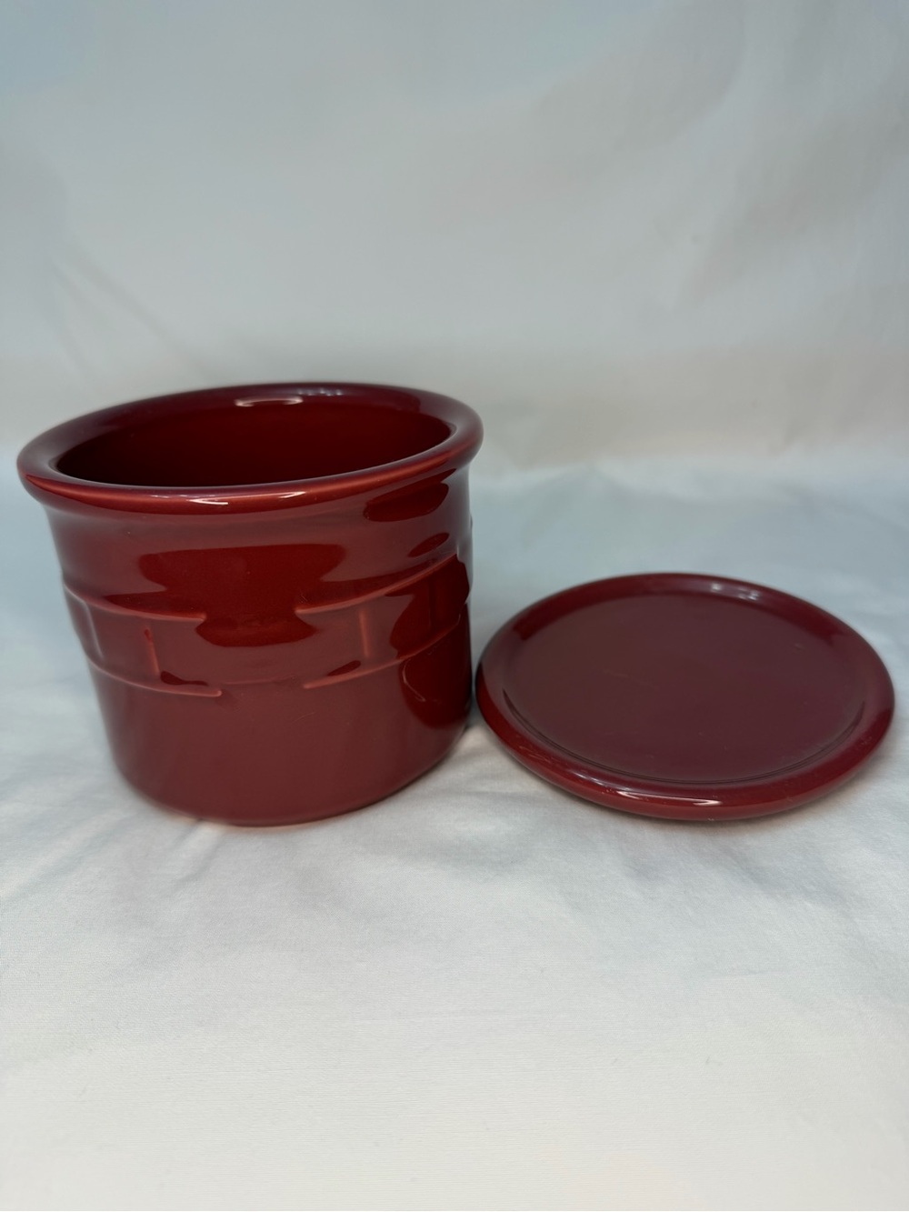 Longaberger Pottery One Pint Crock With Lid Coaster Red Paprika Made In USA Used